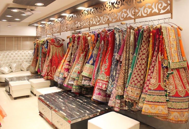 bridal lehenga shops in chandni chowk