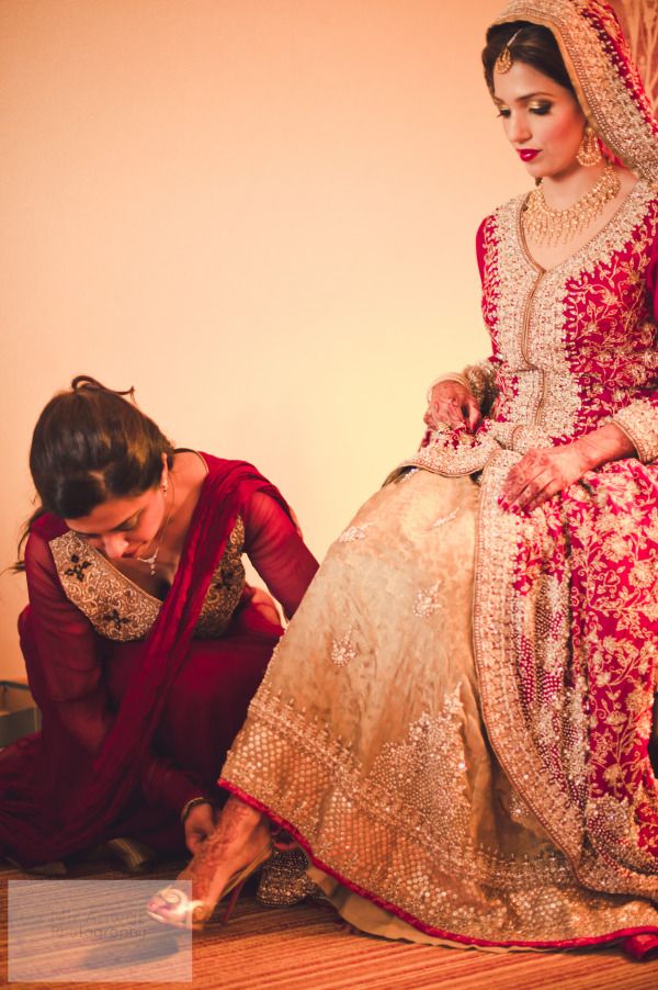 A Pakistani Wedding With A Gorgeous Bride Safa And Sm Wedmegood 5267