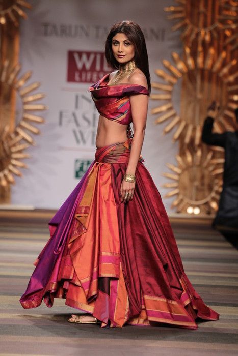 tarun-tahiliani-wlifw-2014 (4)