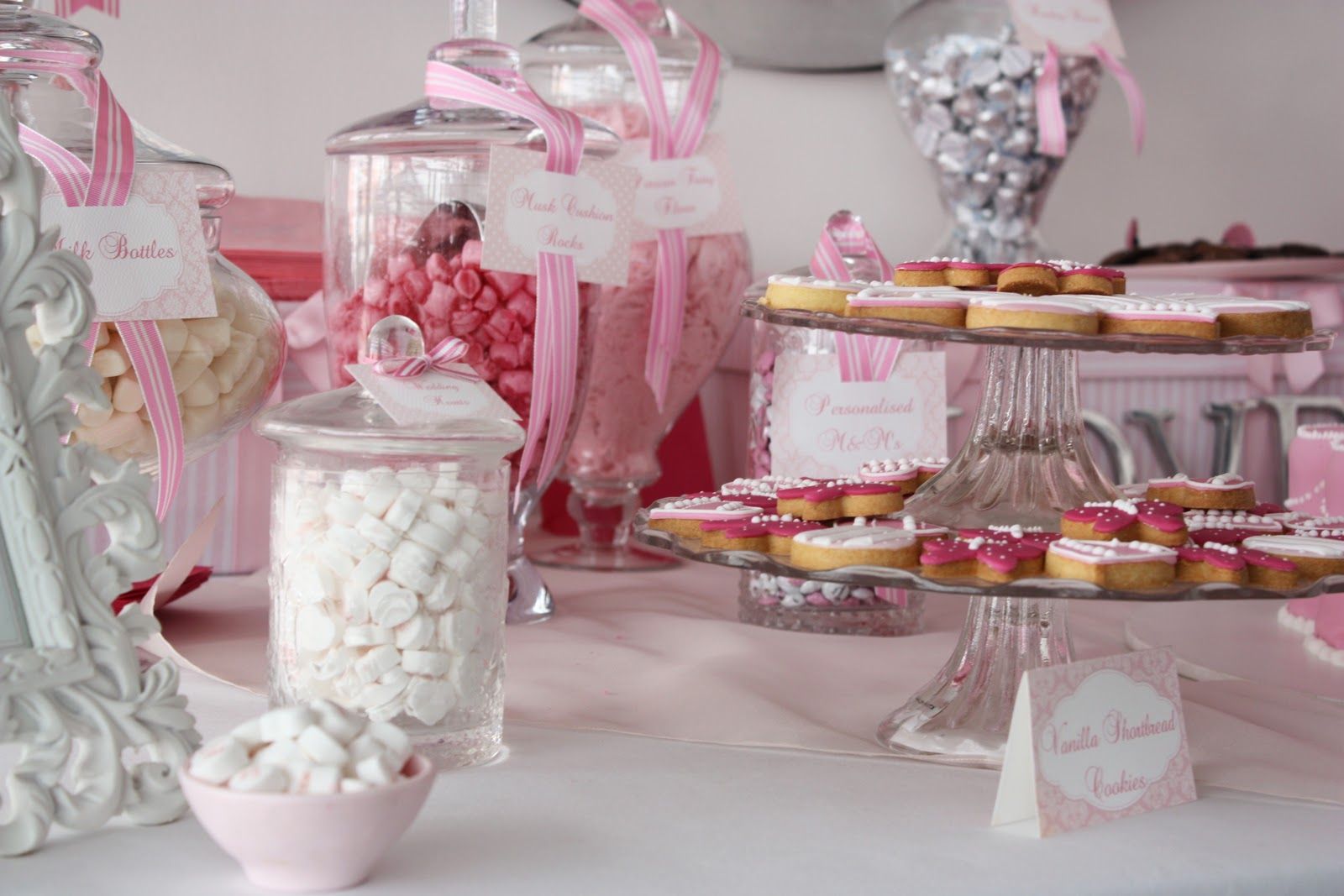 white-pink-candy-buffet-cookie-bar-wedding-ideas