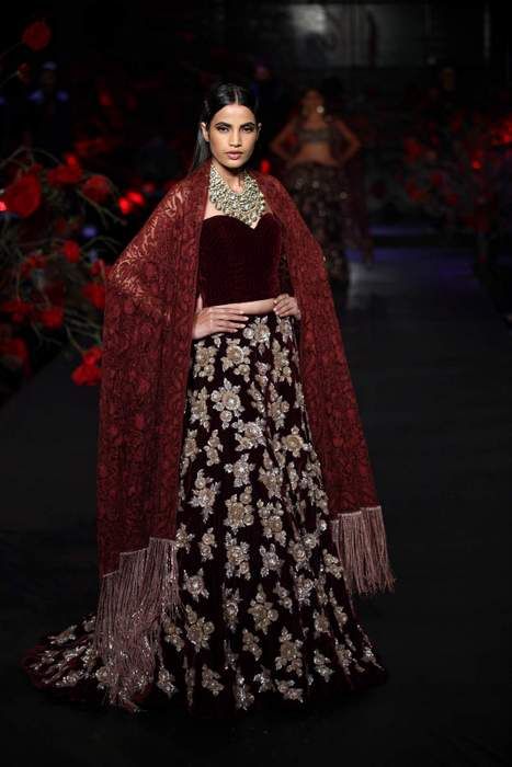 069-manishmalhotra-aicw-2083