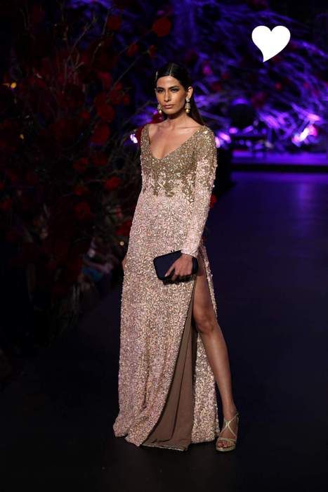 126-manishmalhotra-aicw-2140