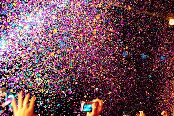 the-confetti-toss