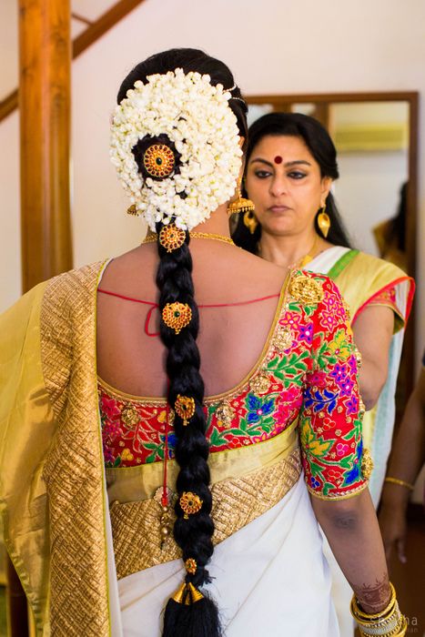Beautiful Indo-Western Wedding On The Backwaters of Kumarakom! | WedMeGood