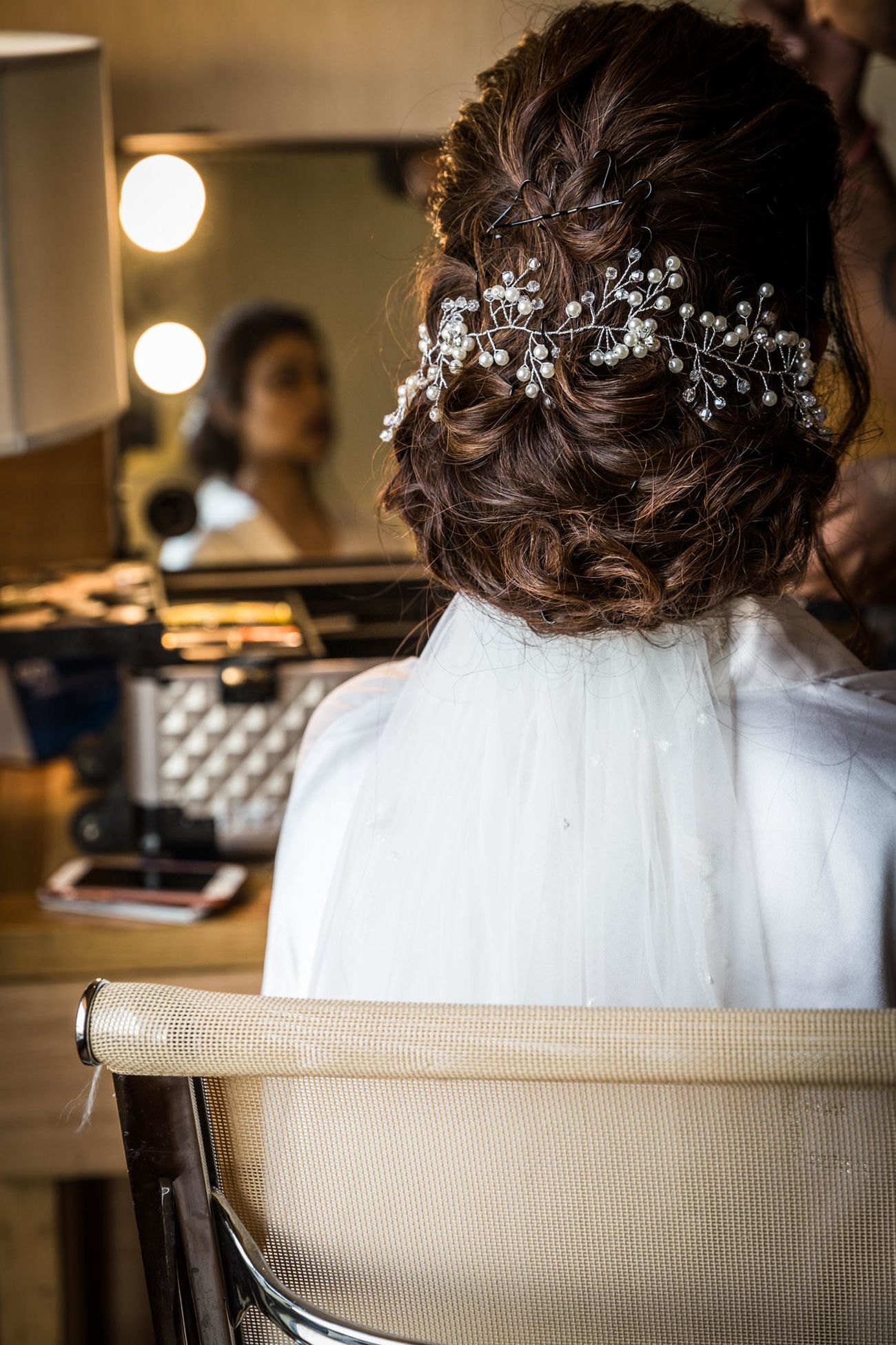 20 Pearl Adorned Bridal Hairstyles That Youll Love 4402