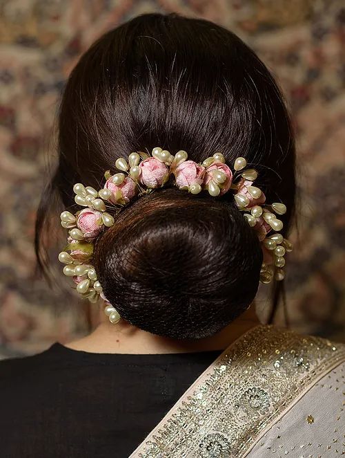 Pretty Ways Of Wearing Pearls In Your Wedding Hairstyles! | WedMeGood