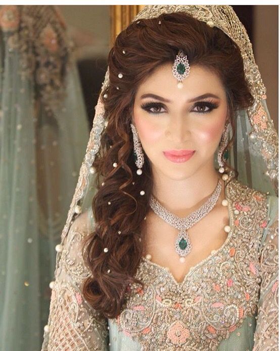 6 Hairstyle Ideas We Can Emulate From Pakistani Brides Wedmegood 