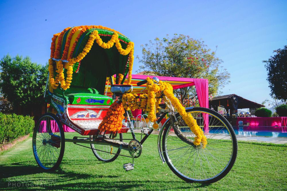 Regal Udaipur Wedding With A Colourful Bride! | WedMeGood
