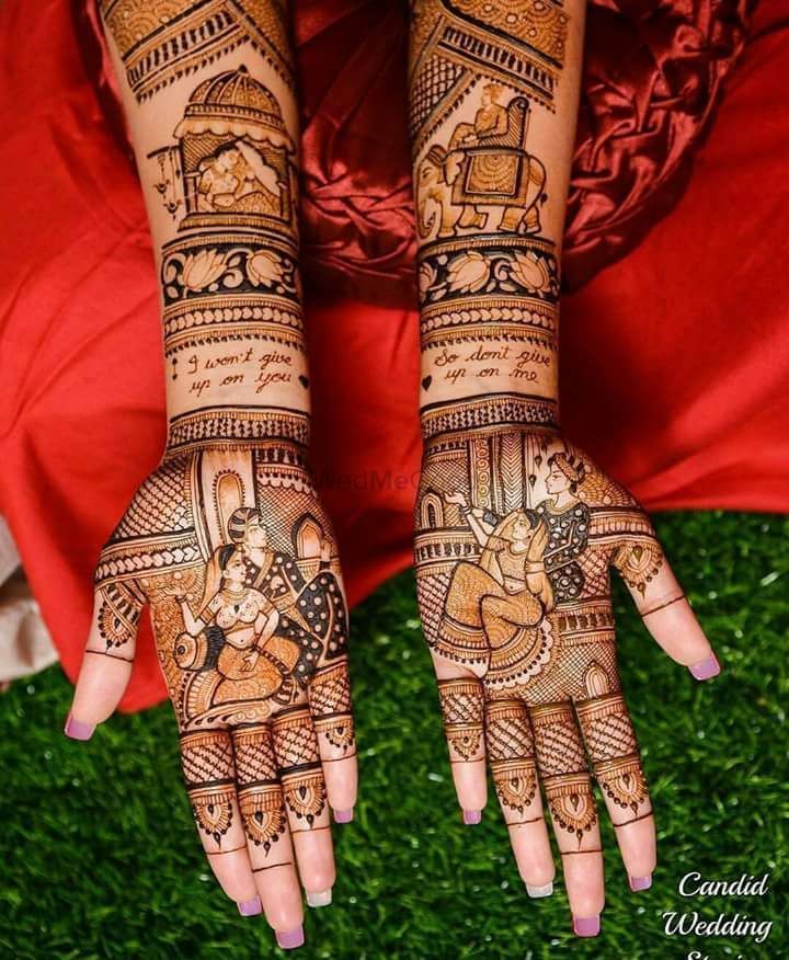 wedding vows etched on bridal mehendi design