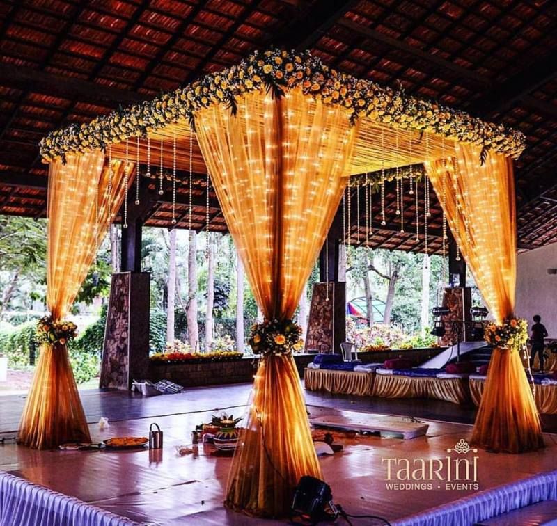 10 New Mandap Ideas For Your Perfect Upcoming Winter Wedding! | WedMeGood