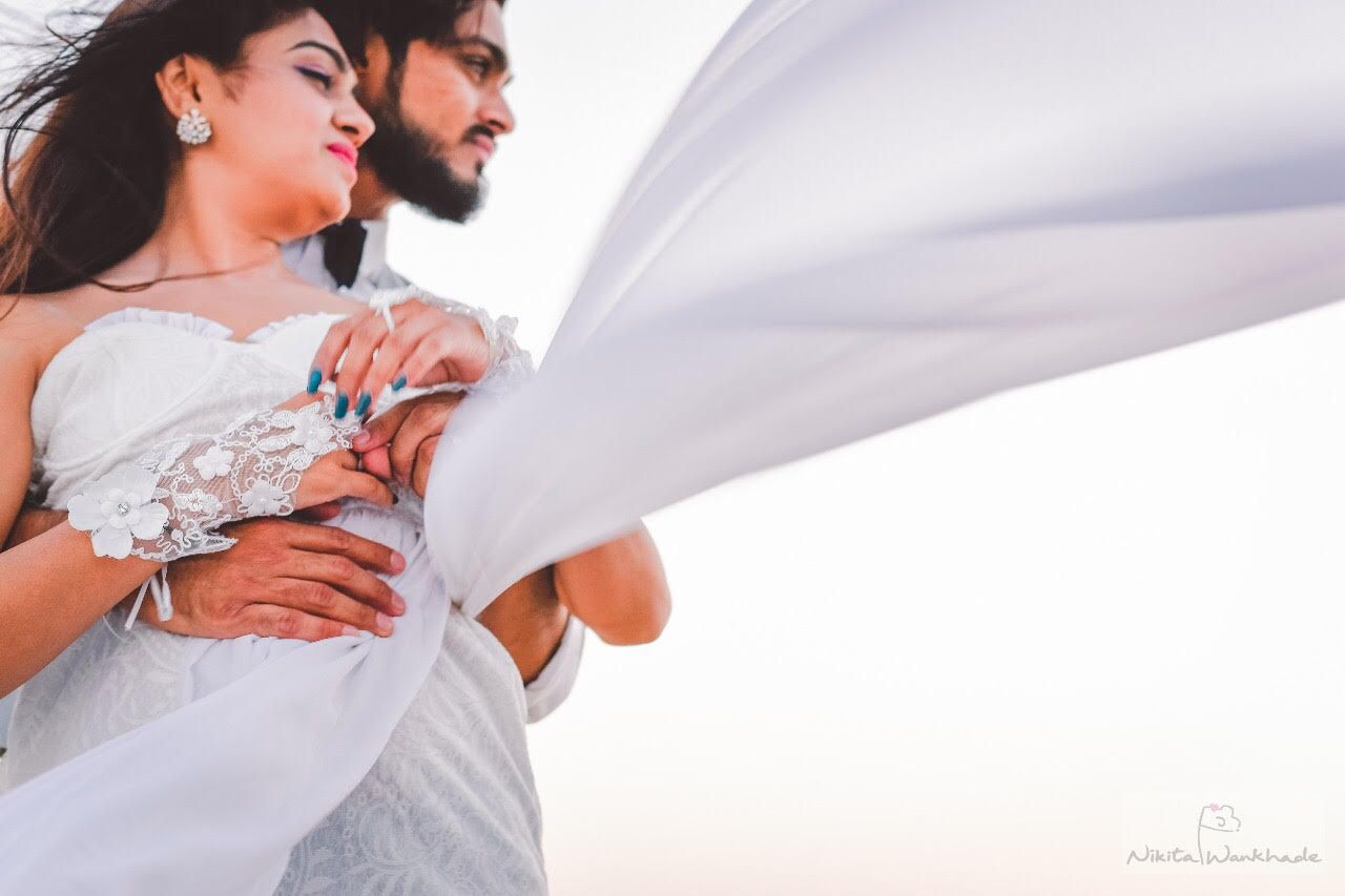 You Just Have To See This Amazing Pre Wedding Shoot At The Rann Of Kutch Wedmegood 