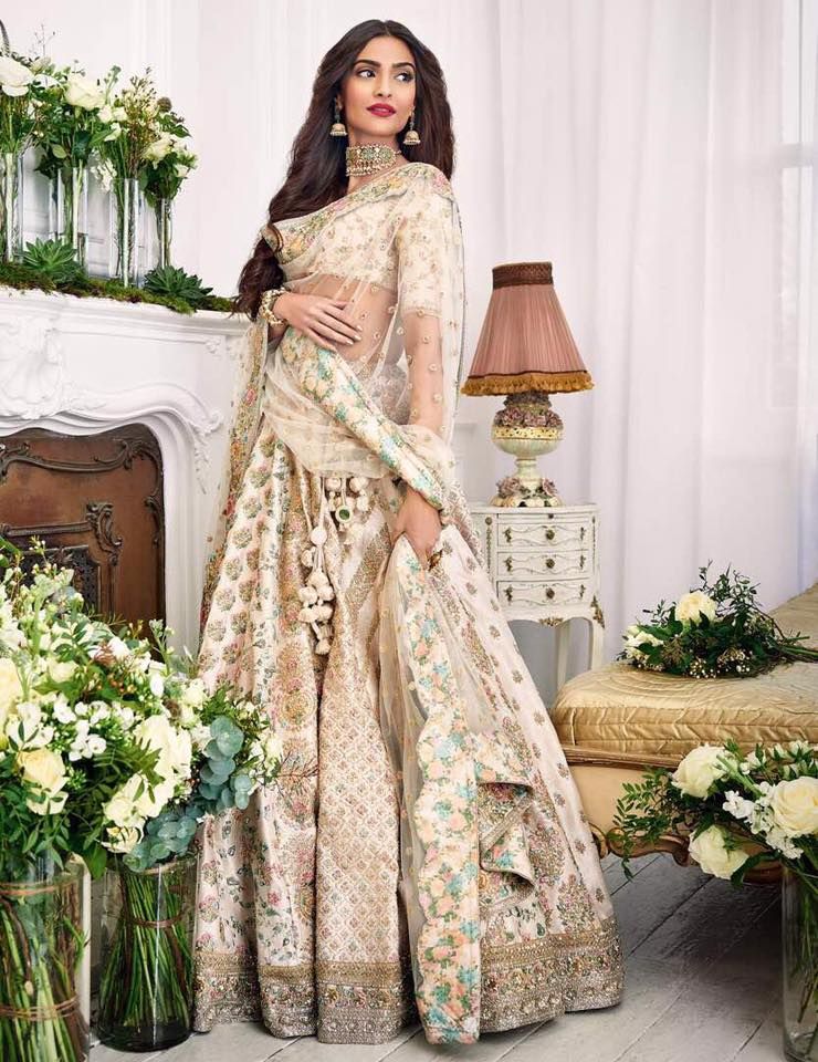 20 Sabyasachi Lehengas We Wish Brides Would Have Worn Wedmegood 