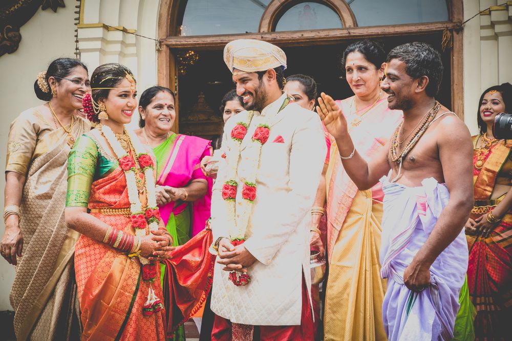 Traditional Bangalore Wedding With The Most Gorgeous Kanjeevarams Ever