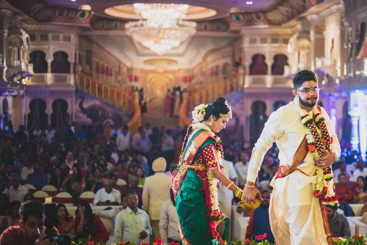 Pretty Mumbai South Indian Wedding With Silky Kanjeevarams Wedmegood