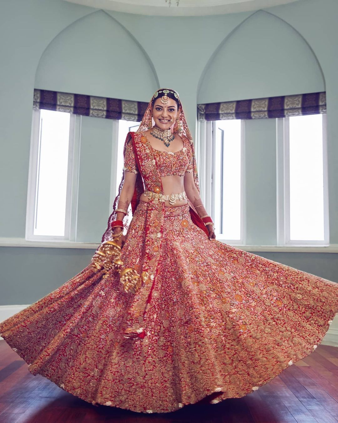 The Most Gorgeous Anamika Khanna Lehengas We Spotted On Real Brides Wedmegood 7181