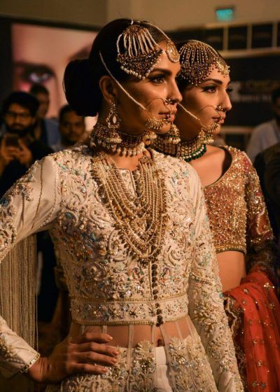 Drop Everything 'Cuz These Pakistani Brides Are Showing Us How To Do A ...
