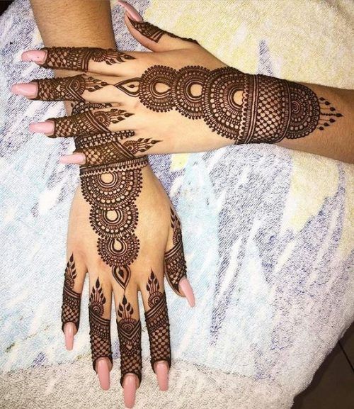 hand harness arabic mehndi design