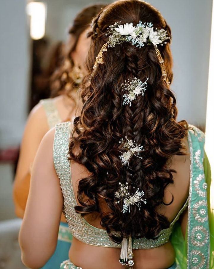 The Trendiest New Mehendi Hairstyles We Spotted Wedmegood 3825