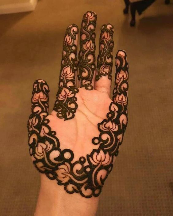 Lotus arabic mehndi design