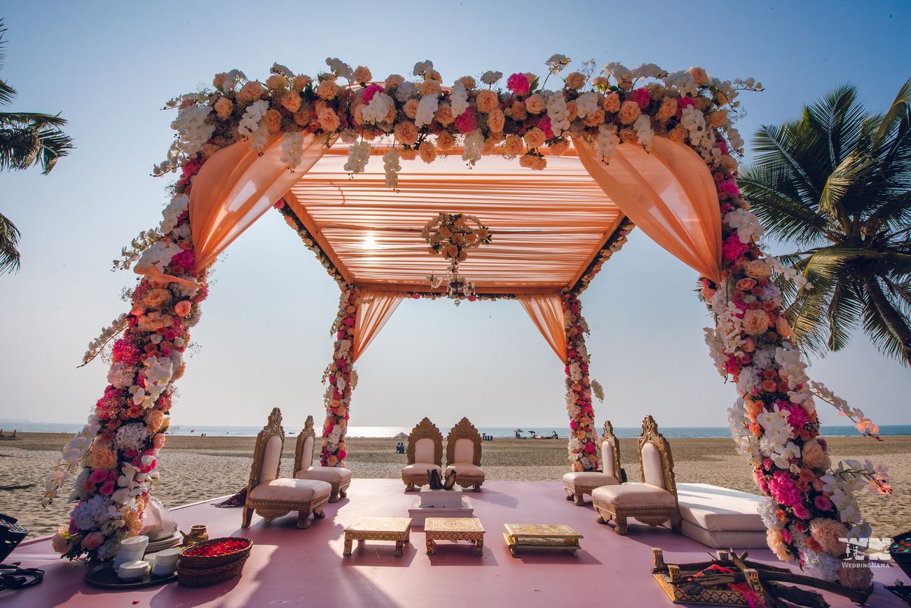 A Stunning Goa Wedding With Sunset Pheras And Gorgeous Outfits | WedMeGood