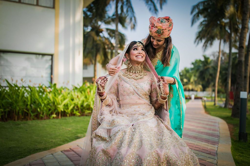 A Beautiful Goa Wedding & A Bride With Her Own Baraat | WedMeGood