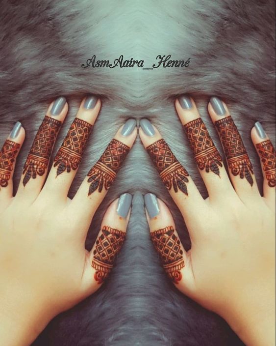 Arabic finger mehendi designs