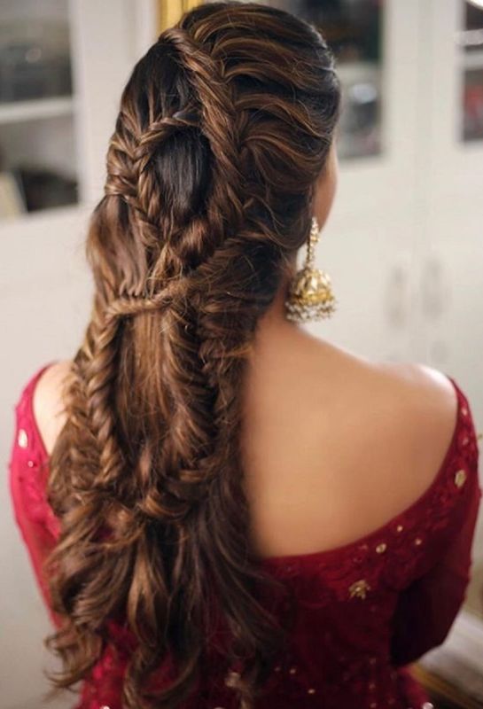 Stunning Hairstyle Inspirations From Pakistani Brides Wedmegood 9233