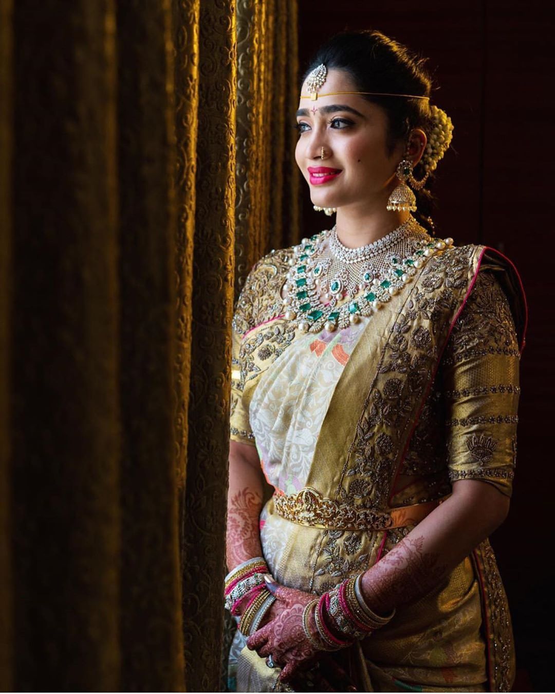 Embellished Bordered Kanjeevarams Are Here To Stay | WedMeGood