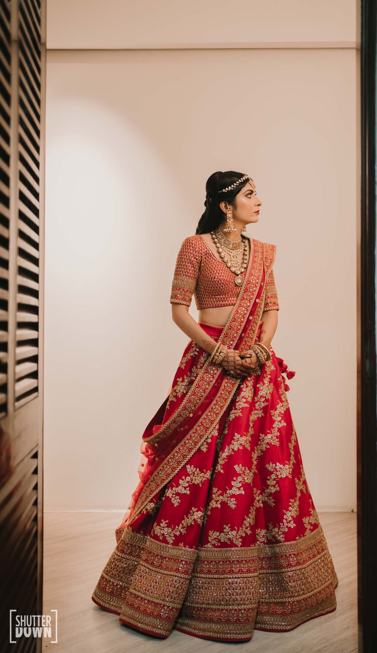 A Gorgeous Delhi Wedding With No Traditional Customs | WedMeGood