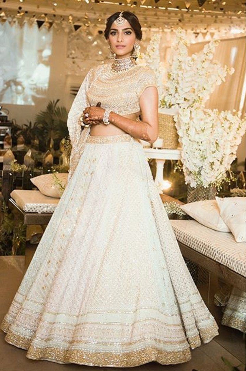 Brides That Wore The Most Amazing Chikankari Work Outfits Wedmegood
