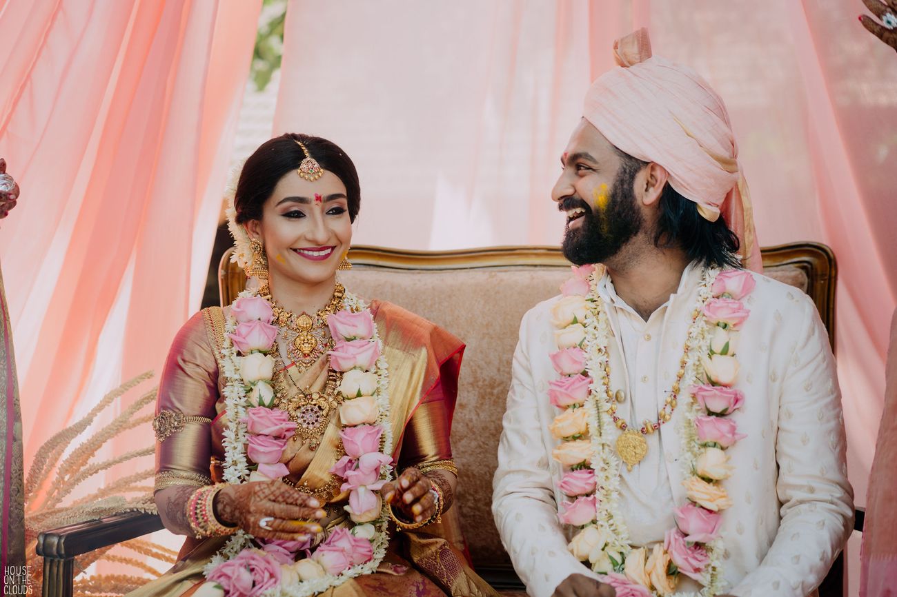 Gorgeous Goa Wedding With Stunning Kanjeevarams Wedmegood