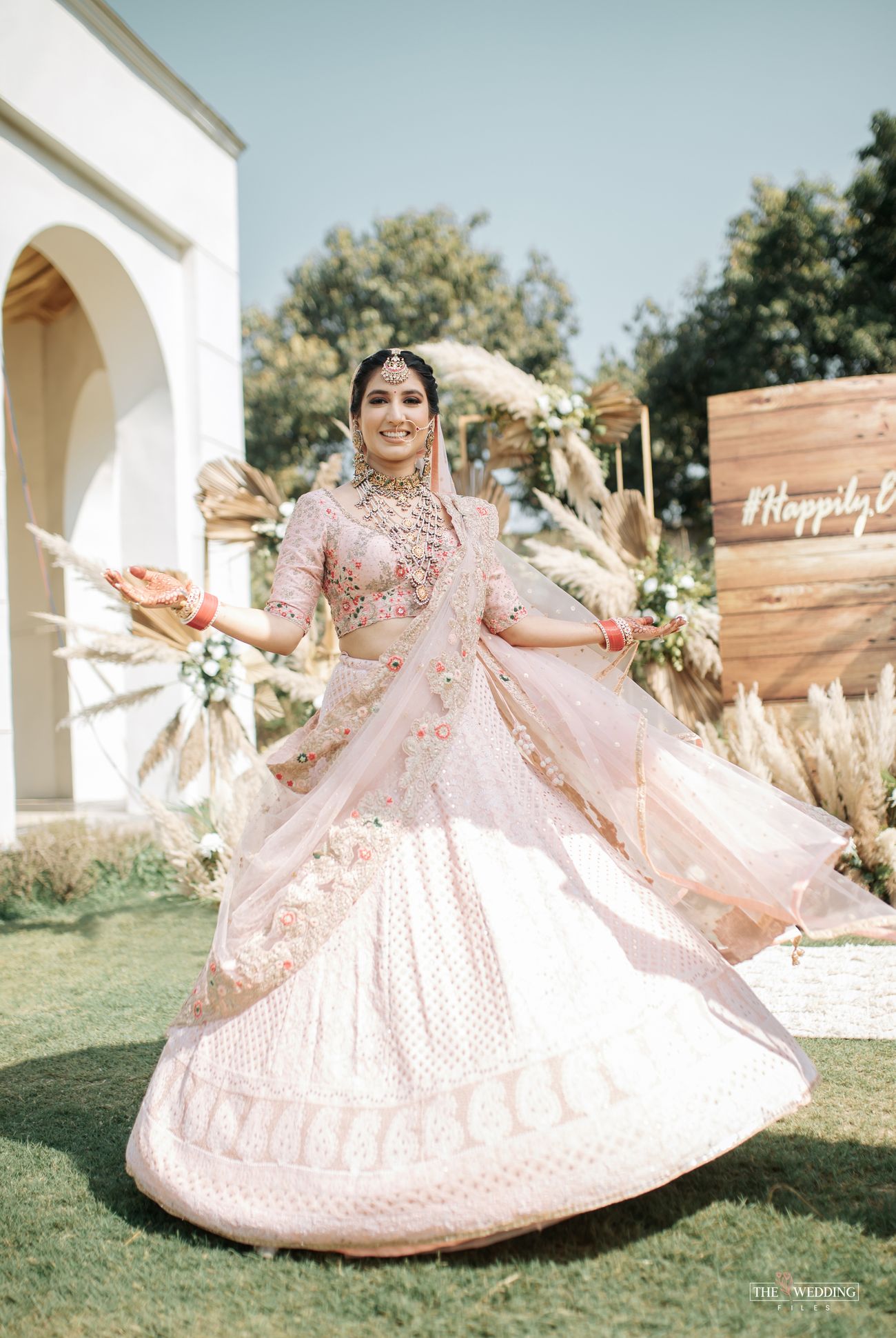 Brides That Wore The Most Amazing Chikankari Work Outfits! | WedMeGood