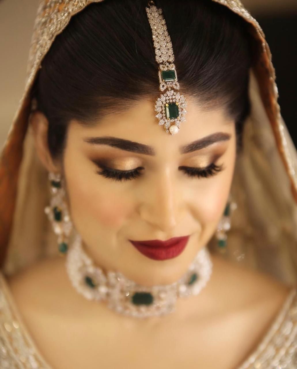 Bride in diamond jewellery