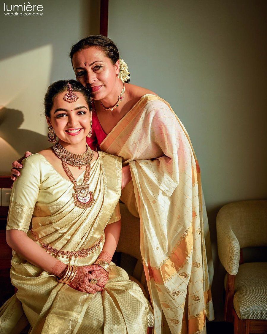 south indian bride with mother