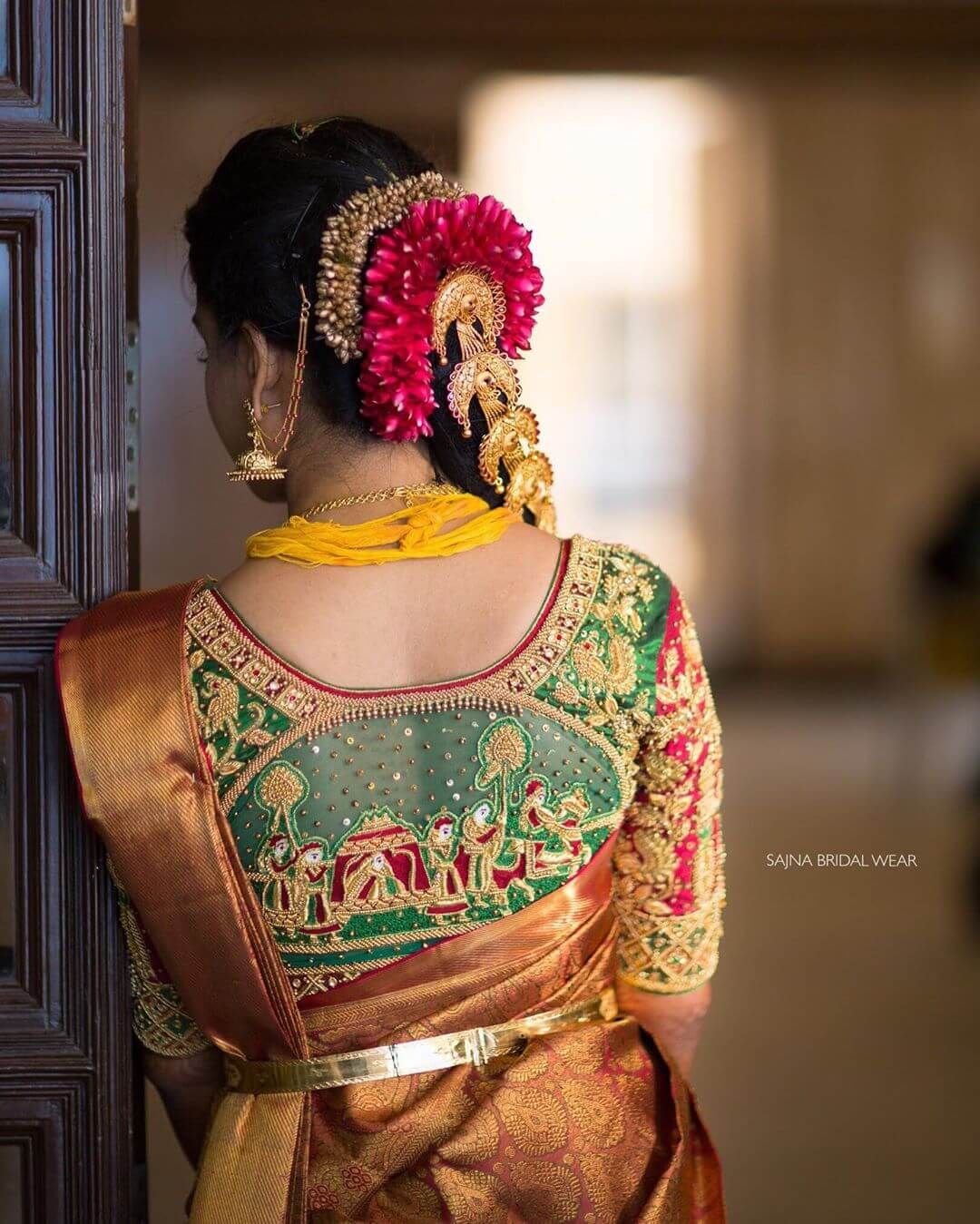 This baraat blouse with super intriguing details!