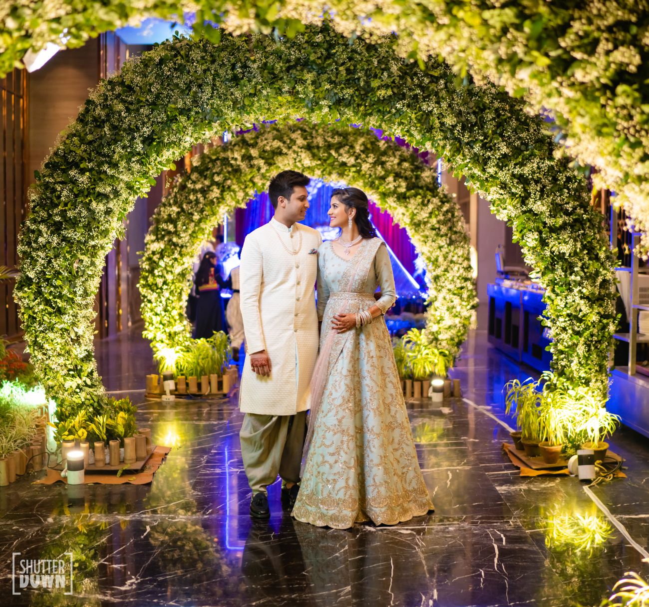 A Glam Kolkata Wedding Planned By The Couple Themselves! | WedMeGood