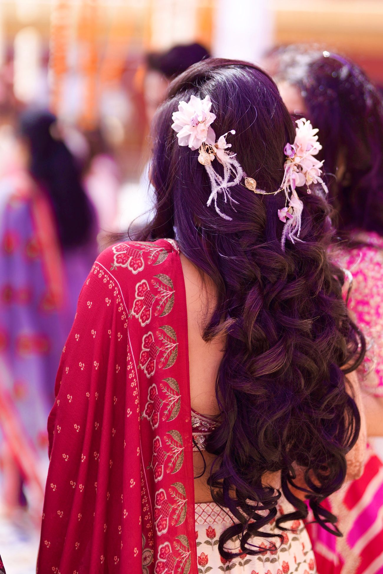 Mehndi hairstyle ideas for brides