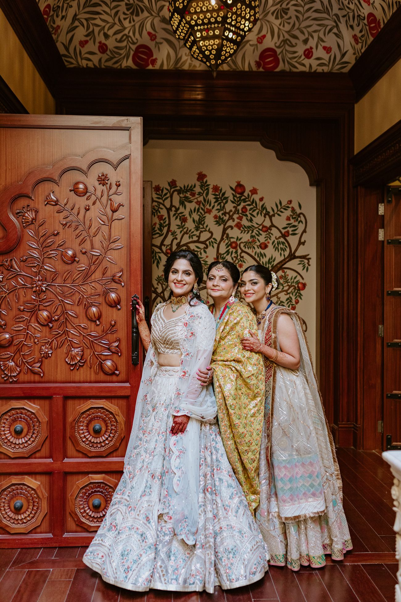 Elegant Mughal Themed Wedding With Pin-Worthy Elements | WedMeGood