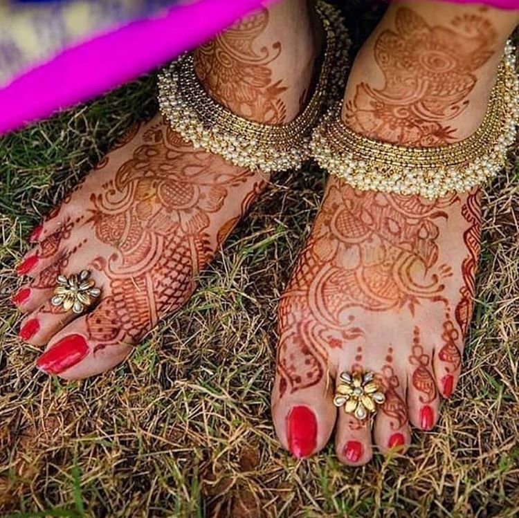Toe Rings For South Indian Brides
