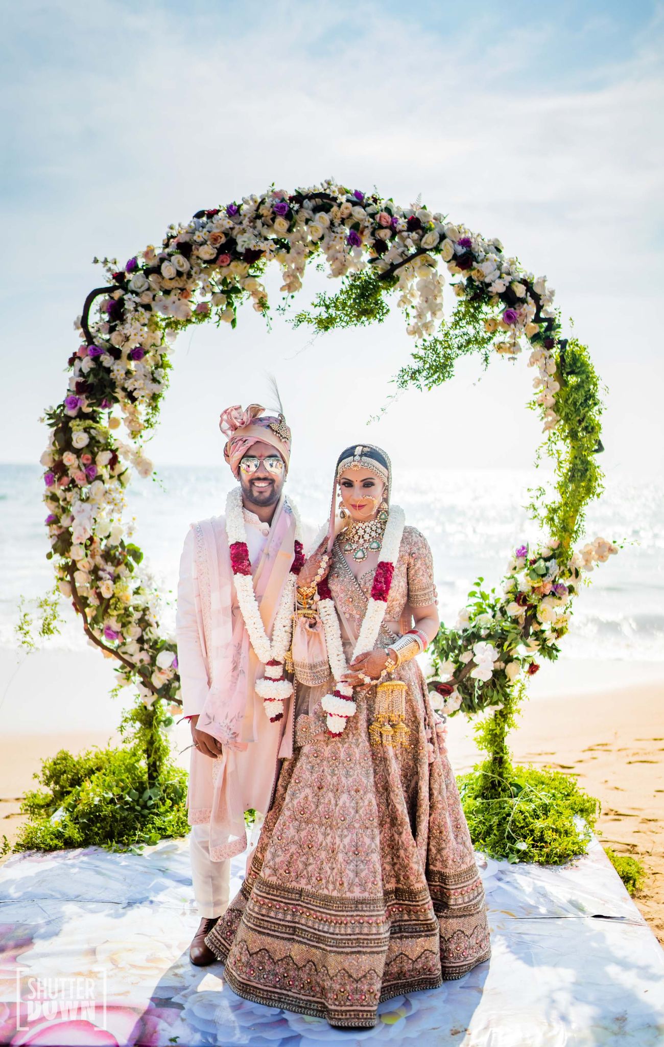 Stunning Sri Lanka Wedding With Gorgeous Bridal Outfits | WedMeGood