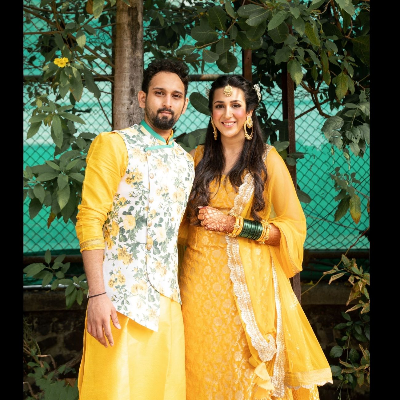 Glam Mumbai Wedding With A Traditional Bridal Lehenga | WedMeGood