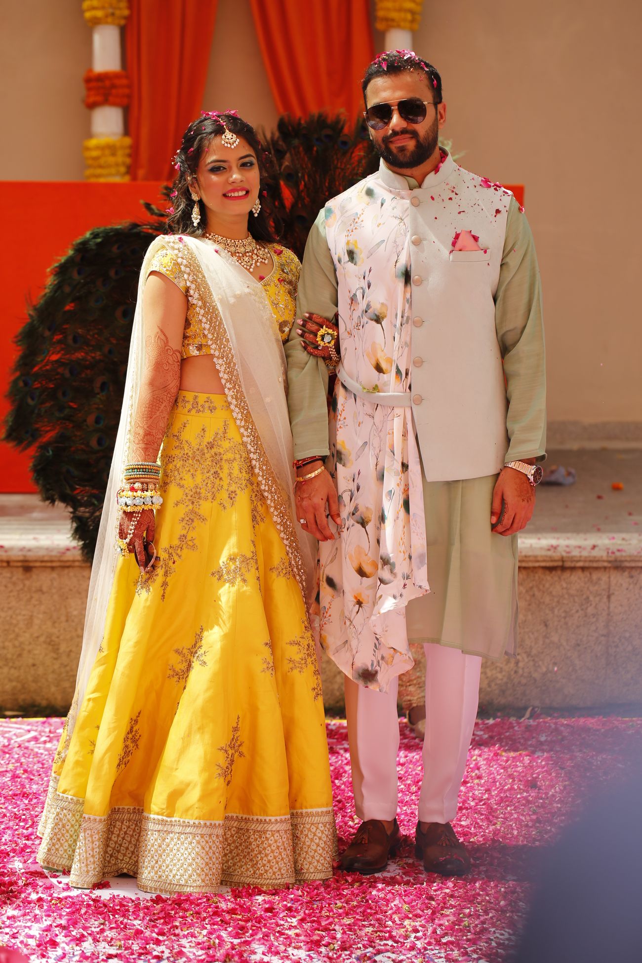 Gorgeous Destination Wedding With A Colourful Phoolon Ki Holi | WedMeGood