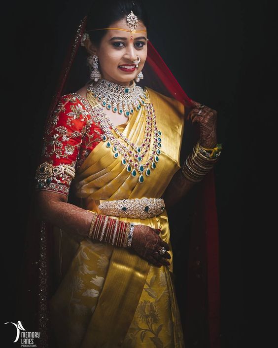 1 Gold Bridal Kanjeevaram - 4 Blouse Options To Choose From | WedMeGood