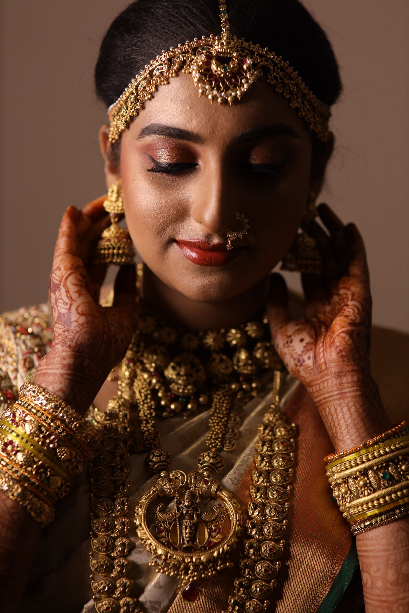 A Beautiful Bangalore Wedding With An Offbeat Bridal Kanjeevaram ...