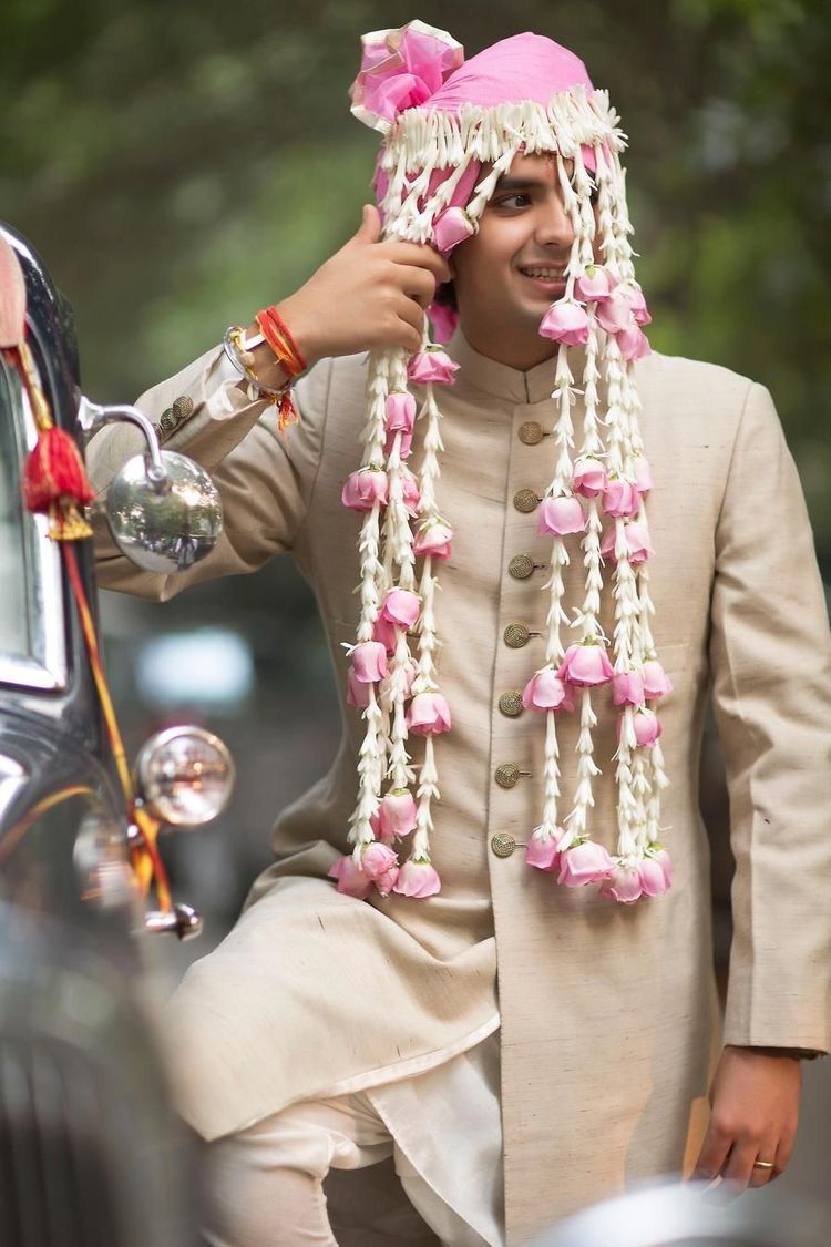 6 Unique Groom Sehra Designs We Loved! | WedMeGood