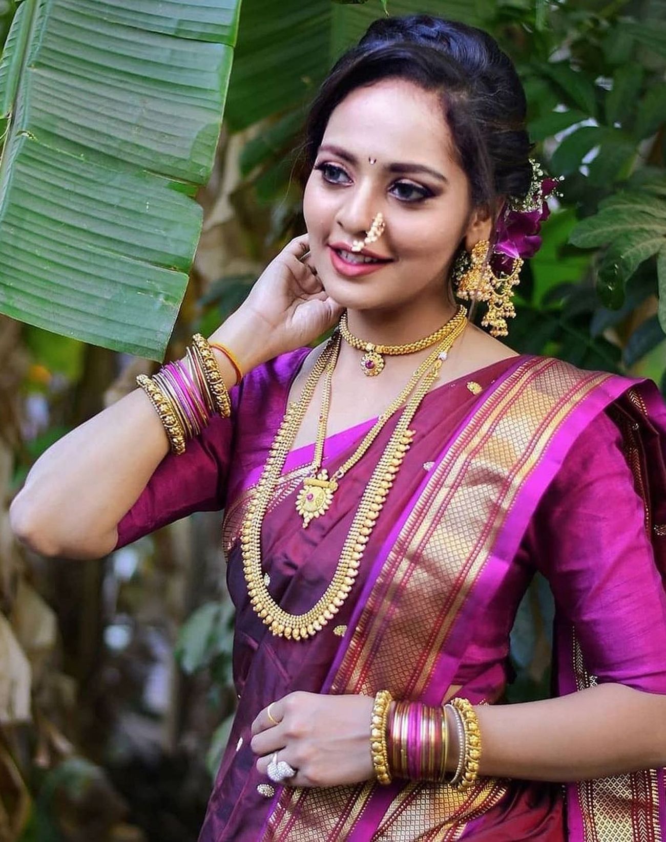 Marathi Brides Who Wore The Prettiest Plum Sarees! | WedMeGood