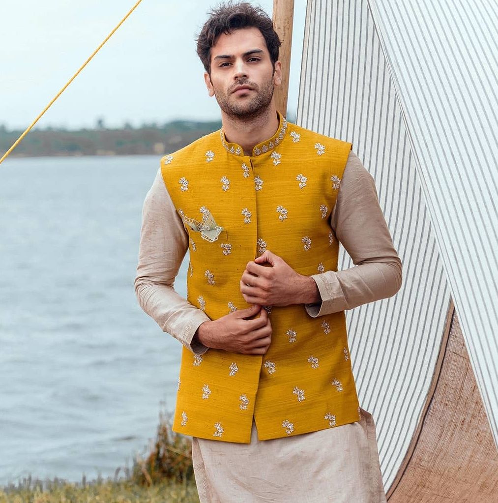 Is Mustard The New Hit Colour For Grooms? | WedMeGood