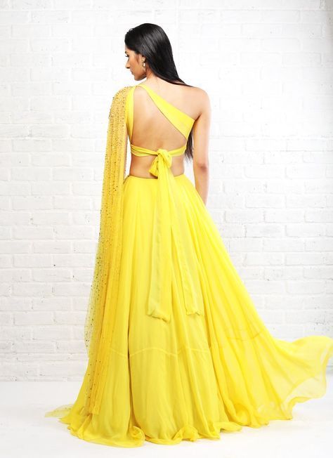 #Trending: Backless Anarkalis That Are Bringing Sexy Back! | WedMeGood