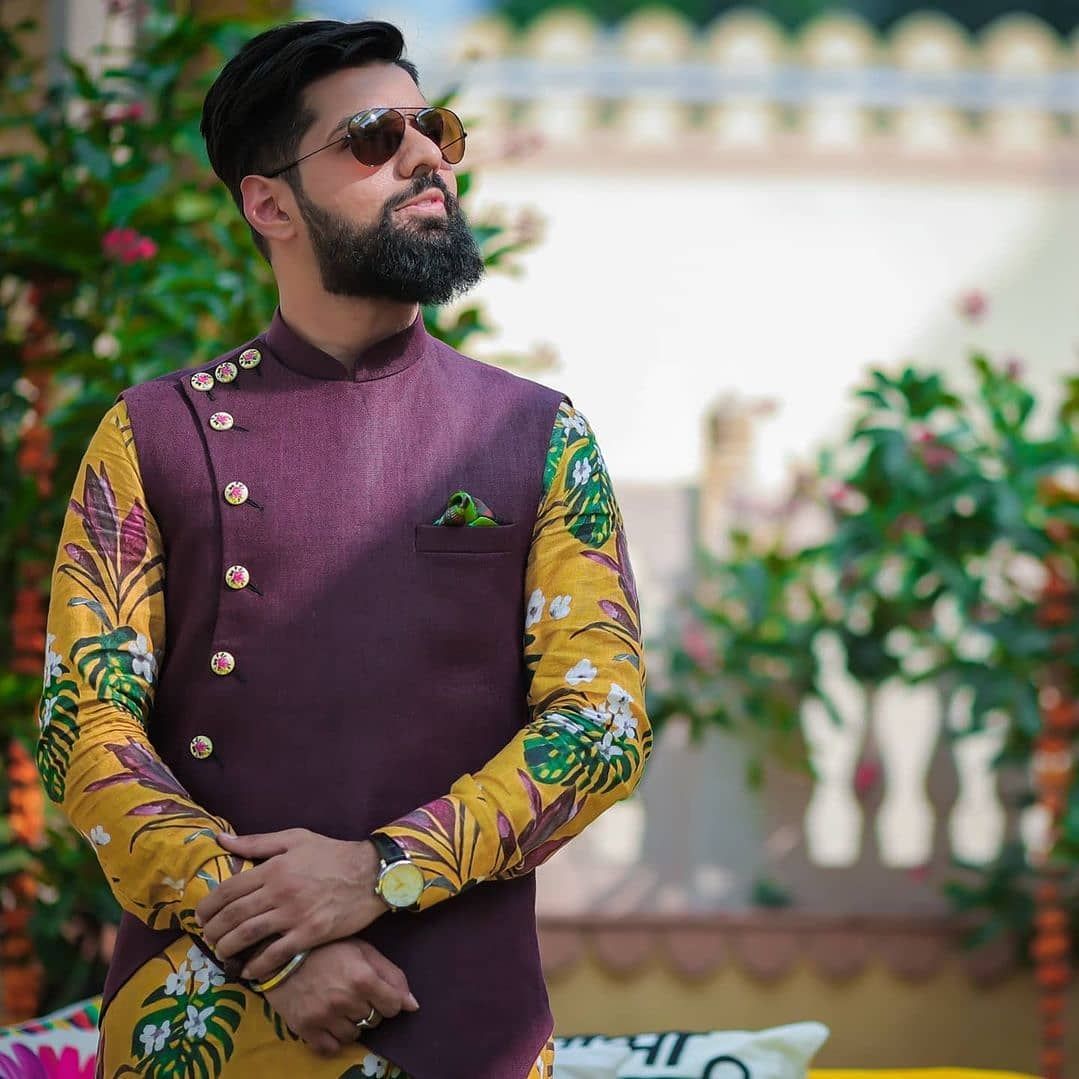 Dapper Nehru Jackets We Love For A Coronial Groom! | WedMeGood