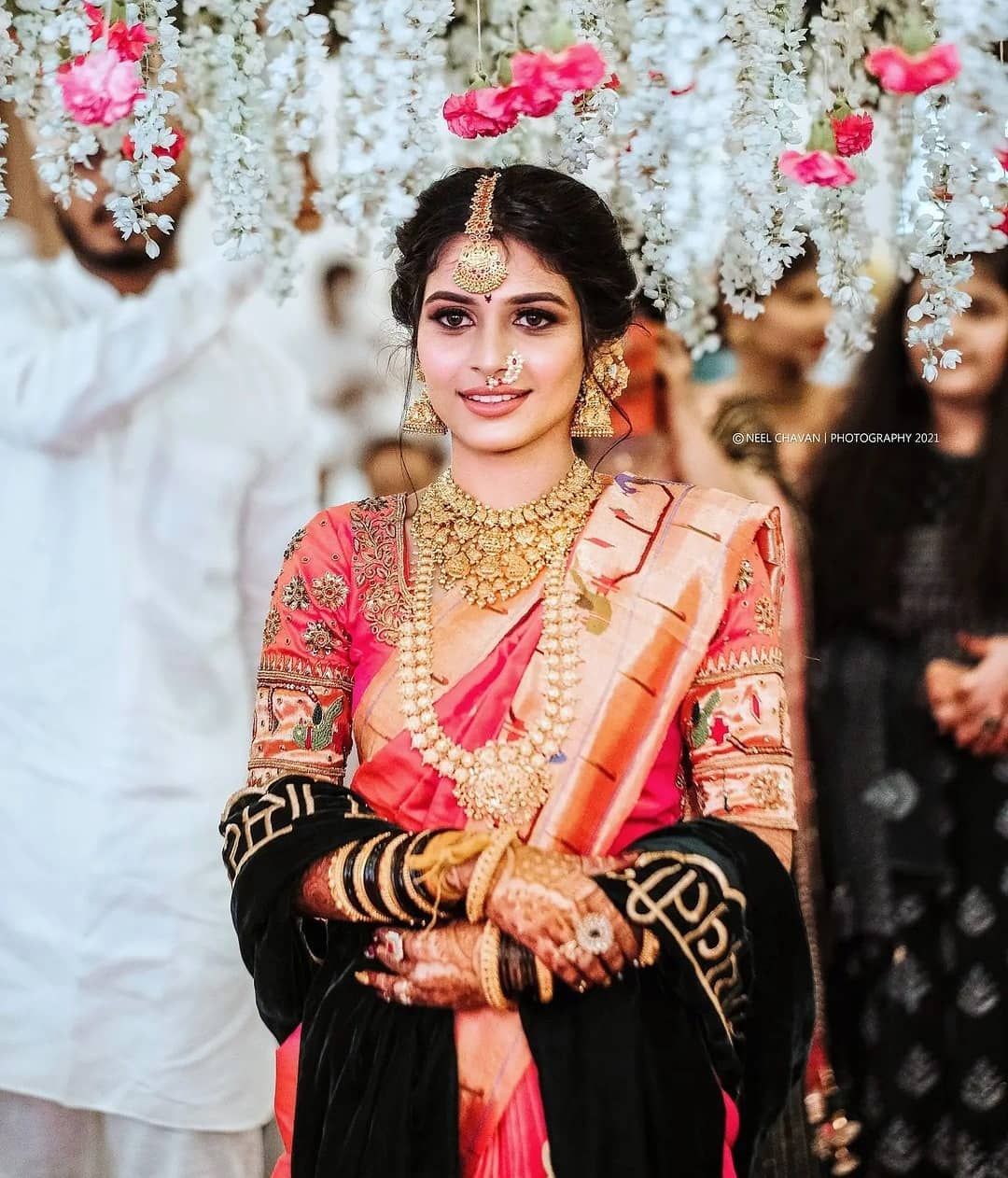 The Most Stunning Nath Designs We Spotted On Maharashtrian Brides ...